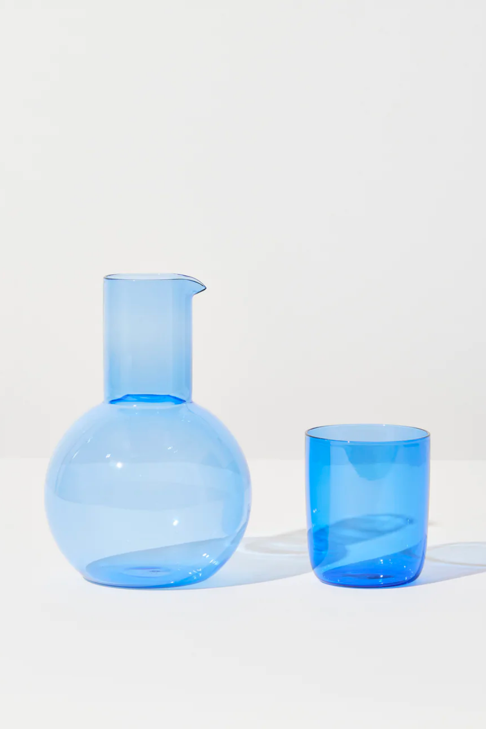 Carafe factory and Cup set