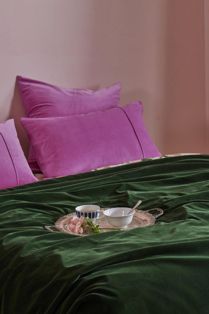 Super Pink Velvet European Pillowcases 2P Set