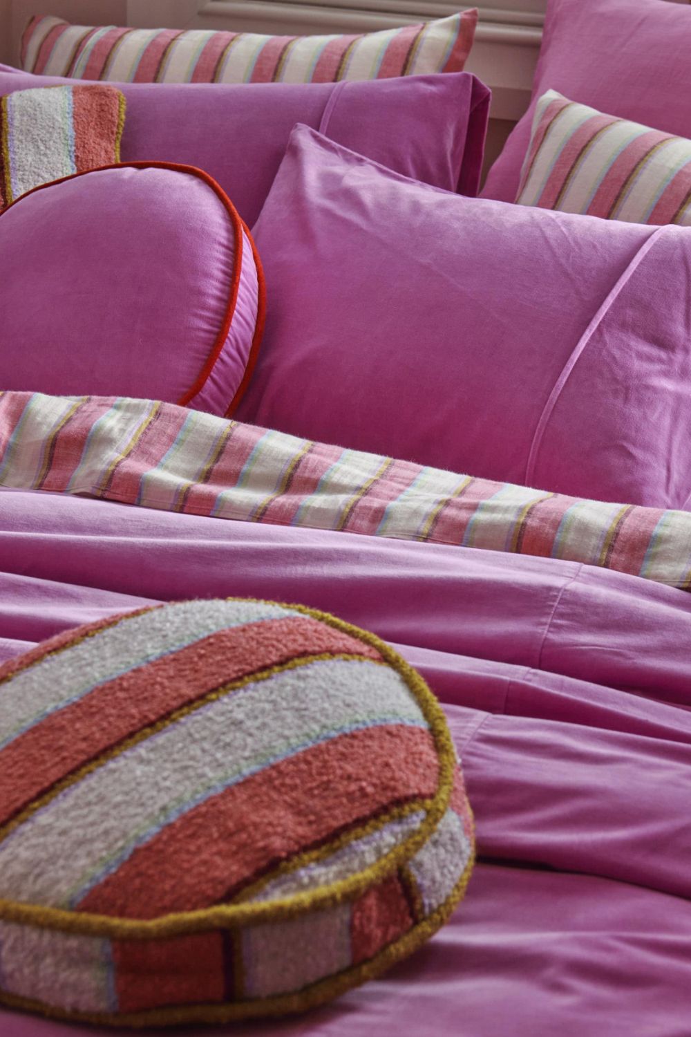 Super Pink Velvet European Pillowcases 2P Set