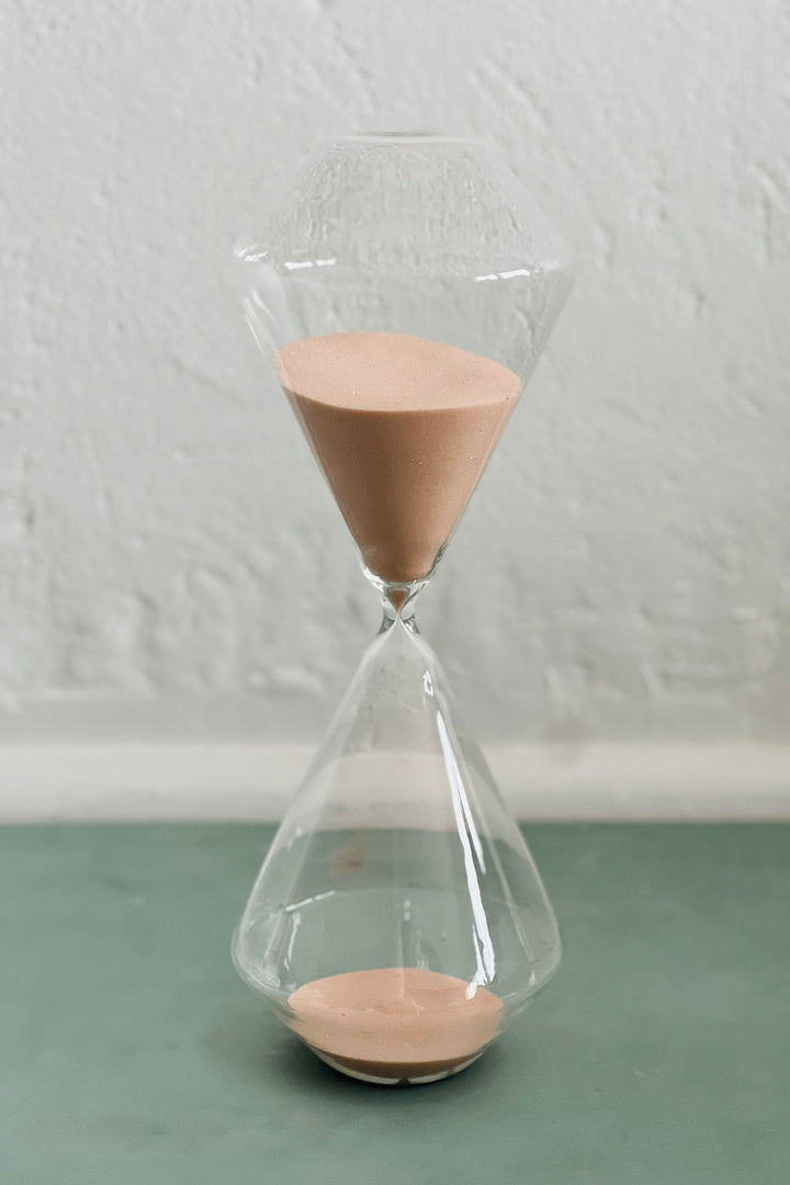 LARGE ROSE SAND HOURGLASS CLICK & COLLECT ONLY