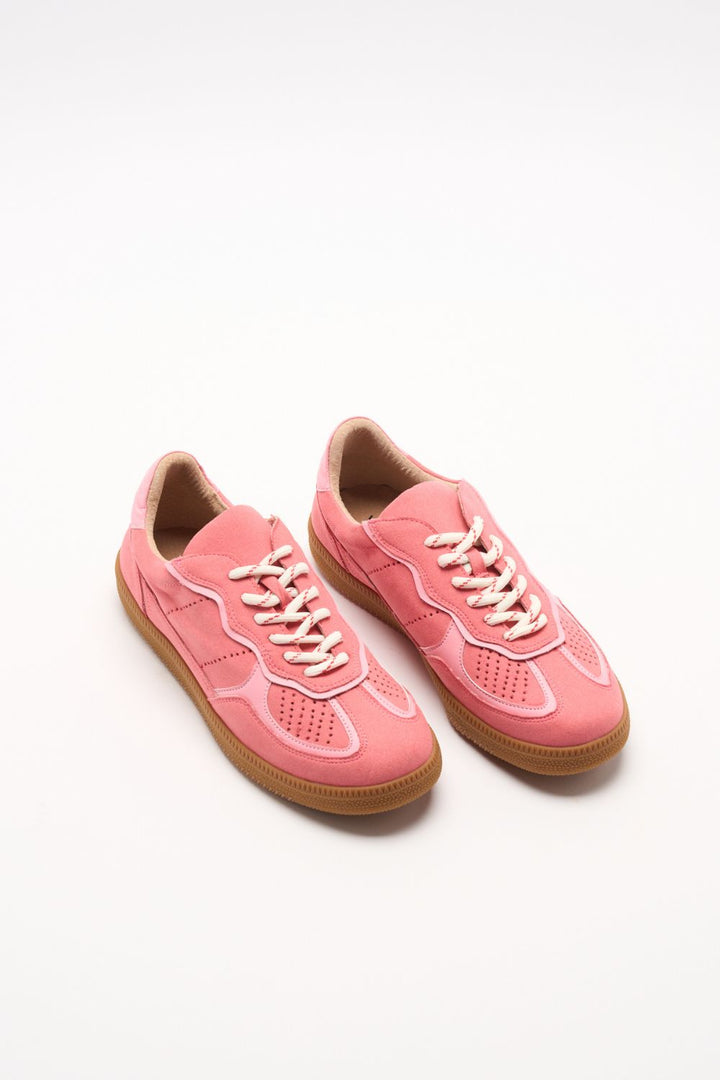 Fallon Sneaker - Pink