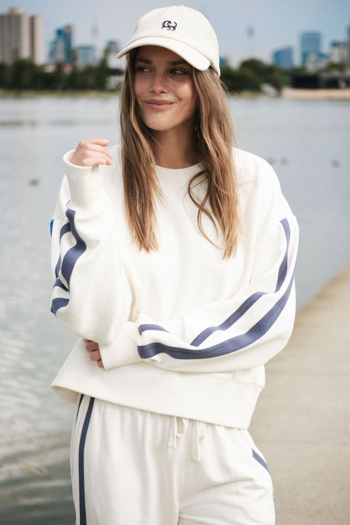 SPORTY SLOUCHY CREW - WINTER WHITE