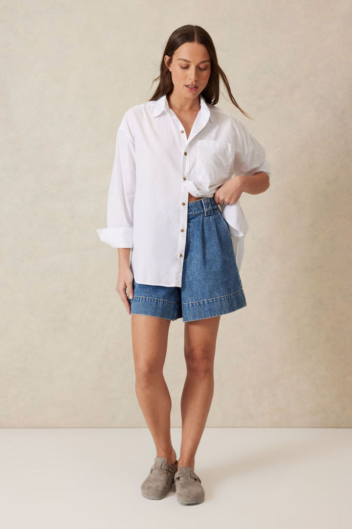 PETA OVERSIZED SHIRT - WHITE