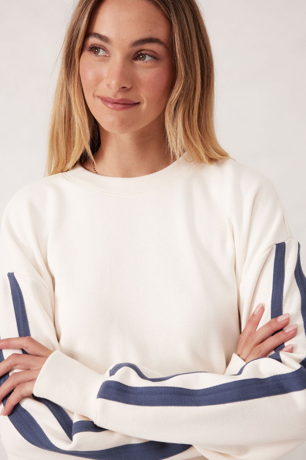 SPORTY SLOUCHY CREW - WINTER WHITE