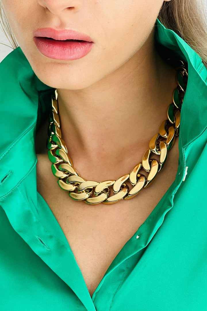 The MET Chain Necklace in Metallic Gold